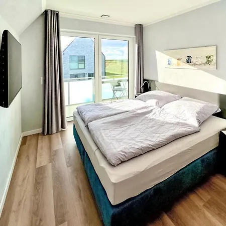 Stunning In With Kitchen Holiday home *