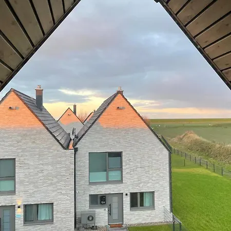 בית נופש In With Sauna *