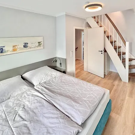 Stunning In With Kitchen *